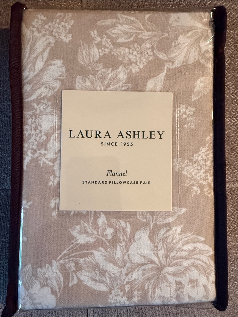 Laura Ashley Meredith Brown Floral Flannel Pillowcase Pair NWT set of 2 Standard
